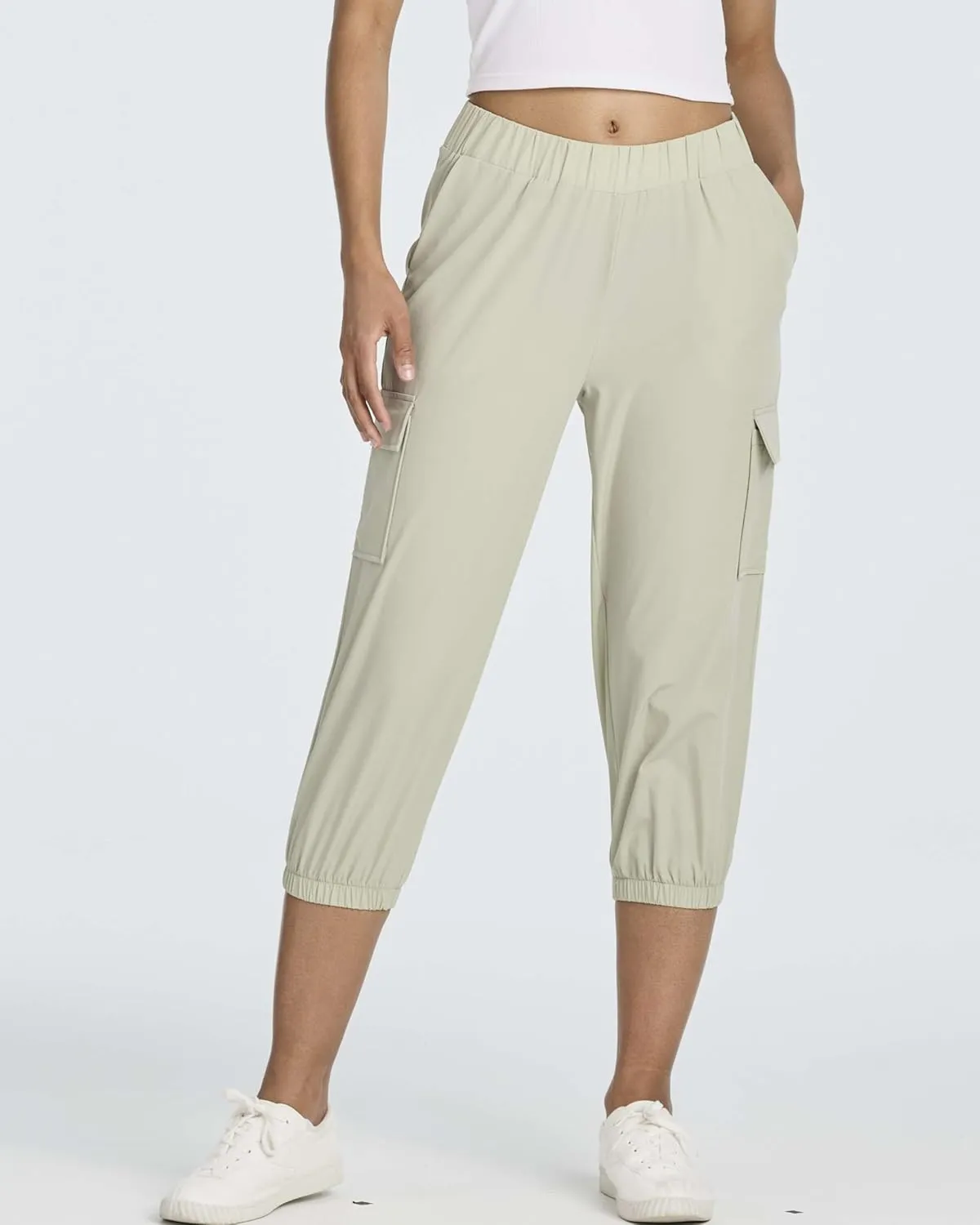 3 Pack:Women's Woven Cargo Capri Jogger Pants Tactical Hiking 5 Pockets Water Resistant Quick Dry Active Pockets Drawstring