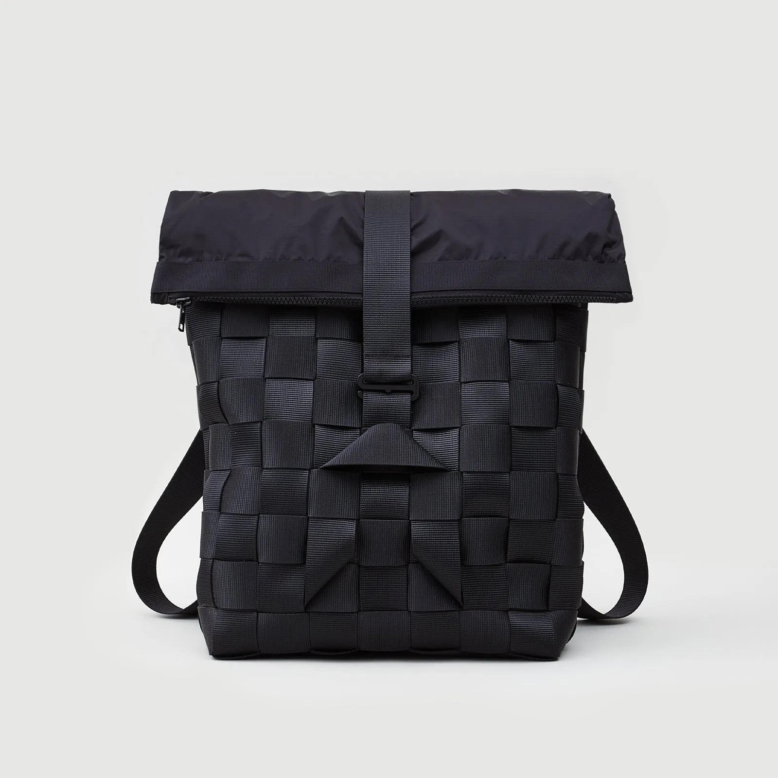 B2B A302 2IN1 FOLD POUCH BASKET BACKPACK