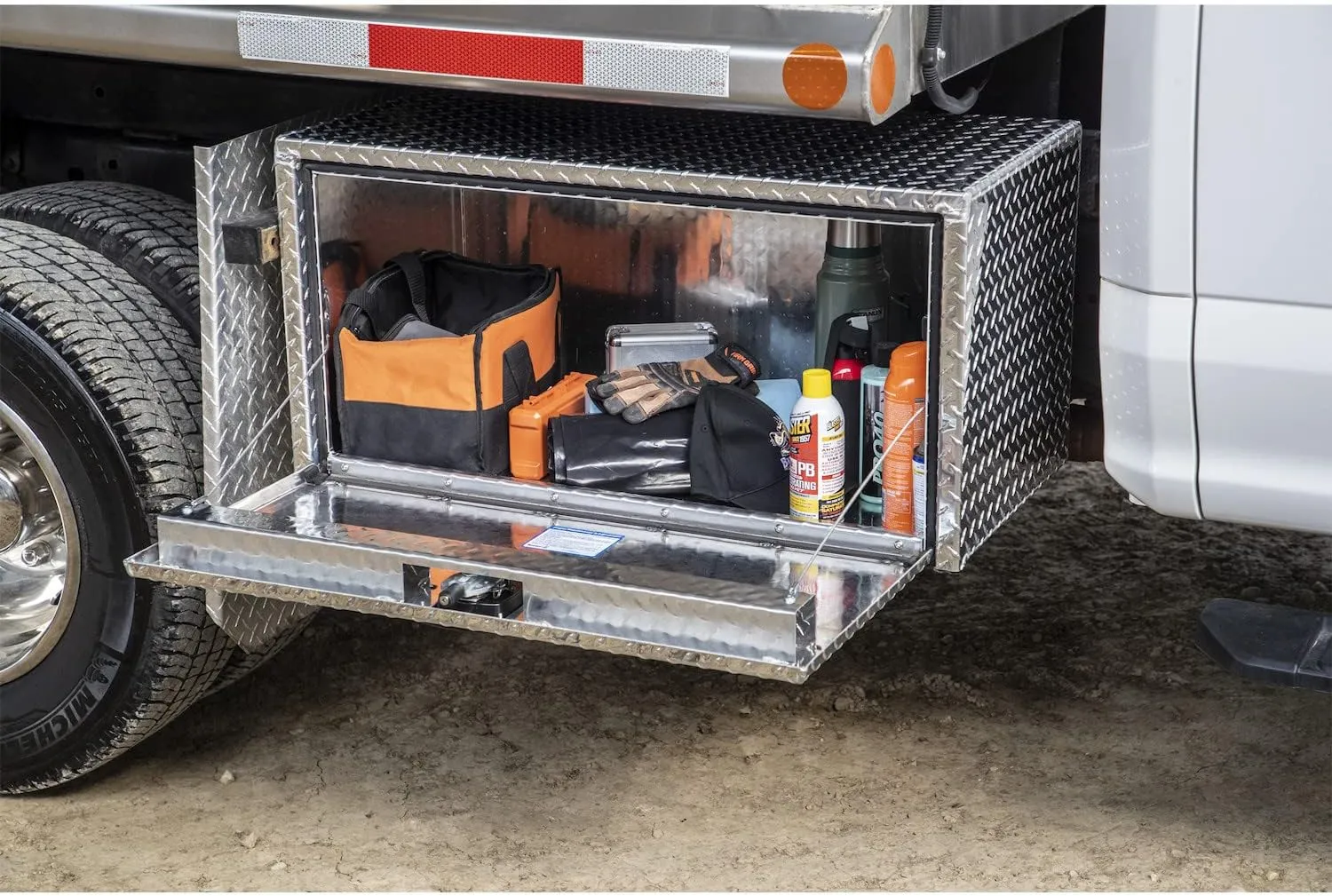 Buyers Products 1705103 Diamond Tread Aluminum Underbody Truck Tool Box W/Compression Latch, 18 x 18 x 30 Inch, Made in the USA, Truck Box For Storage & Organization, Durable Job Box for Truck
