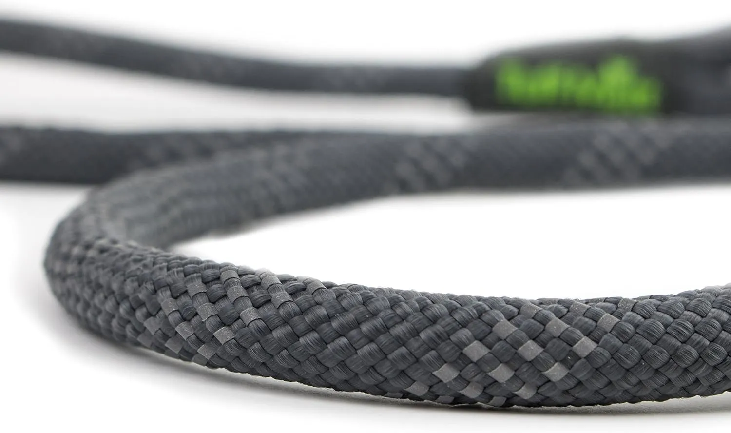 Dog Rope Leash with Lightweight Locking Swivel Carabiner, for Medium to Large Breeds, Comfortable Padded Handle, Reflective Stitching for Nighttime Safety and a Durable 5 Foot Long Lead