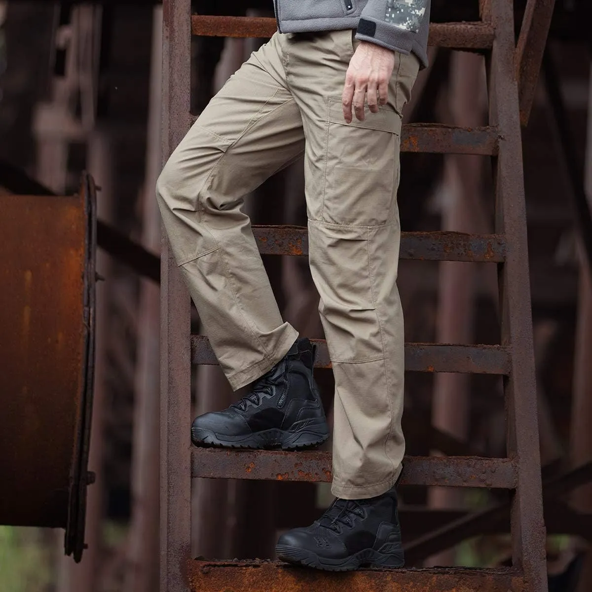 FREE SOLDIER Men's Cargo Pants Water Resistant Ripstop Tactical Pants for Men Work Pants Lightweight Outdoor Hiking Pants Men