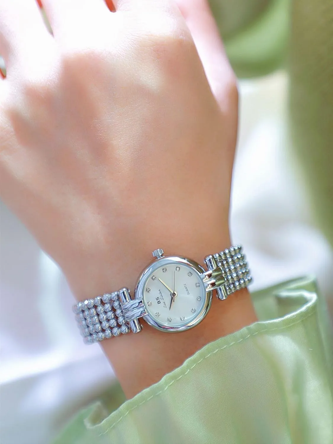 Gosasa Small Gold Watches for Women Vintage Ladies Quartz Wrist Watches Stainless Steel Luxury Womens Dress Bracelet Watch Tools Included