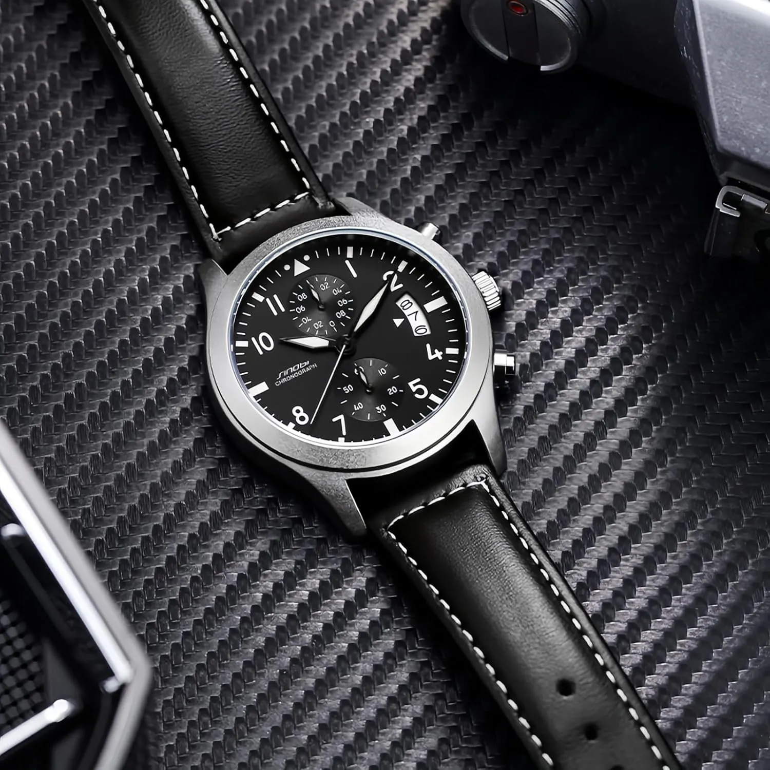 Gosasa Stylish Men’s Quartz Watch with Chronograph and Calendar Luminous Business Casual Waterproof Analog Men Wristwatch Leather Strap