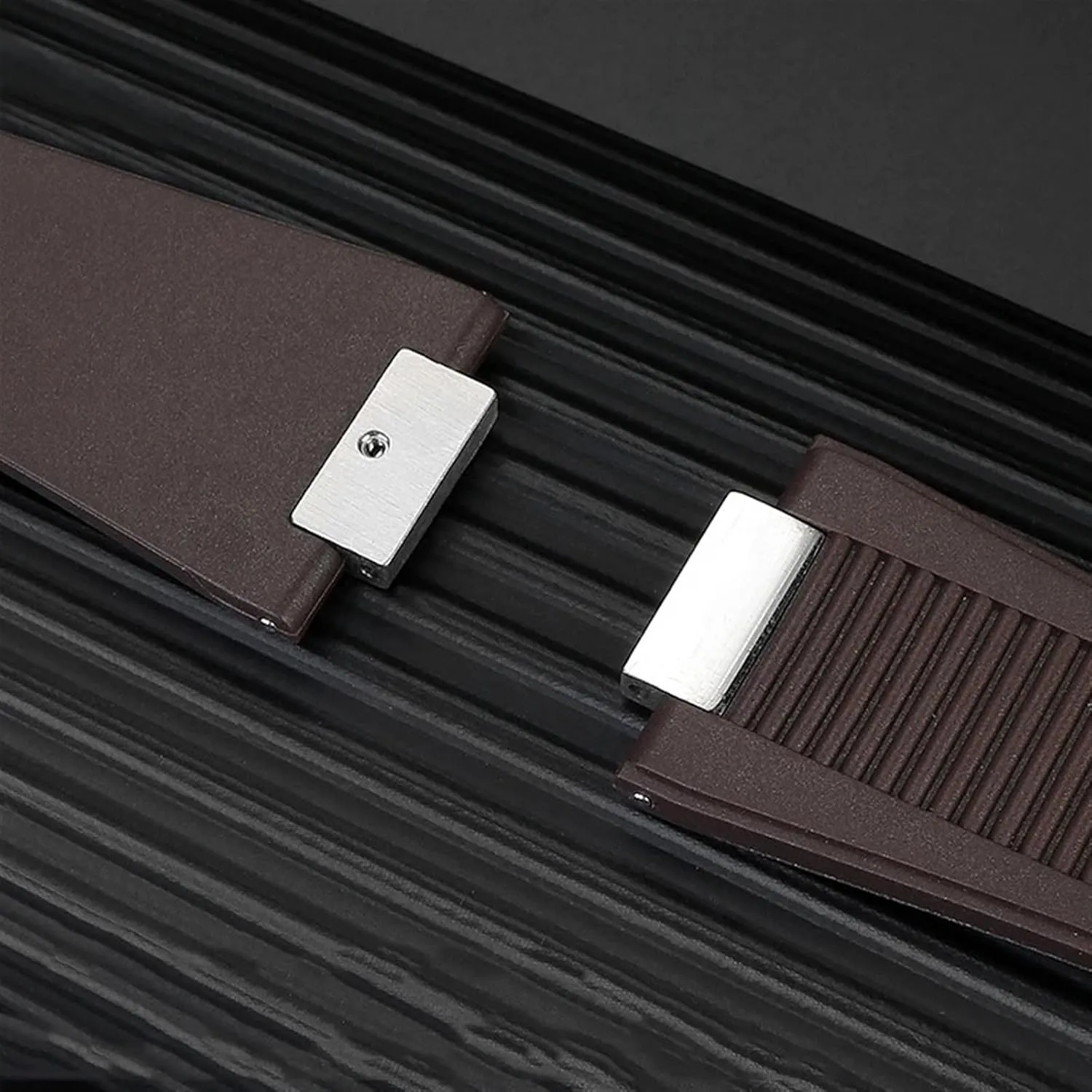KLVN Quality FluoroSilicone Watchband For Patek Philippe Sport Elegant Nautilus Series 5711/5712/5980 Waterproof Watch Strap Bracelet Male