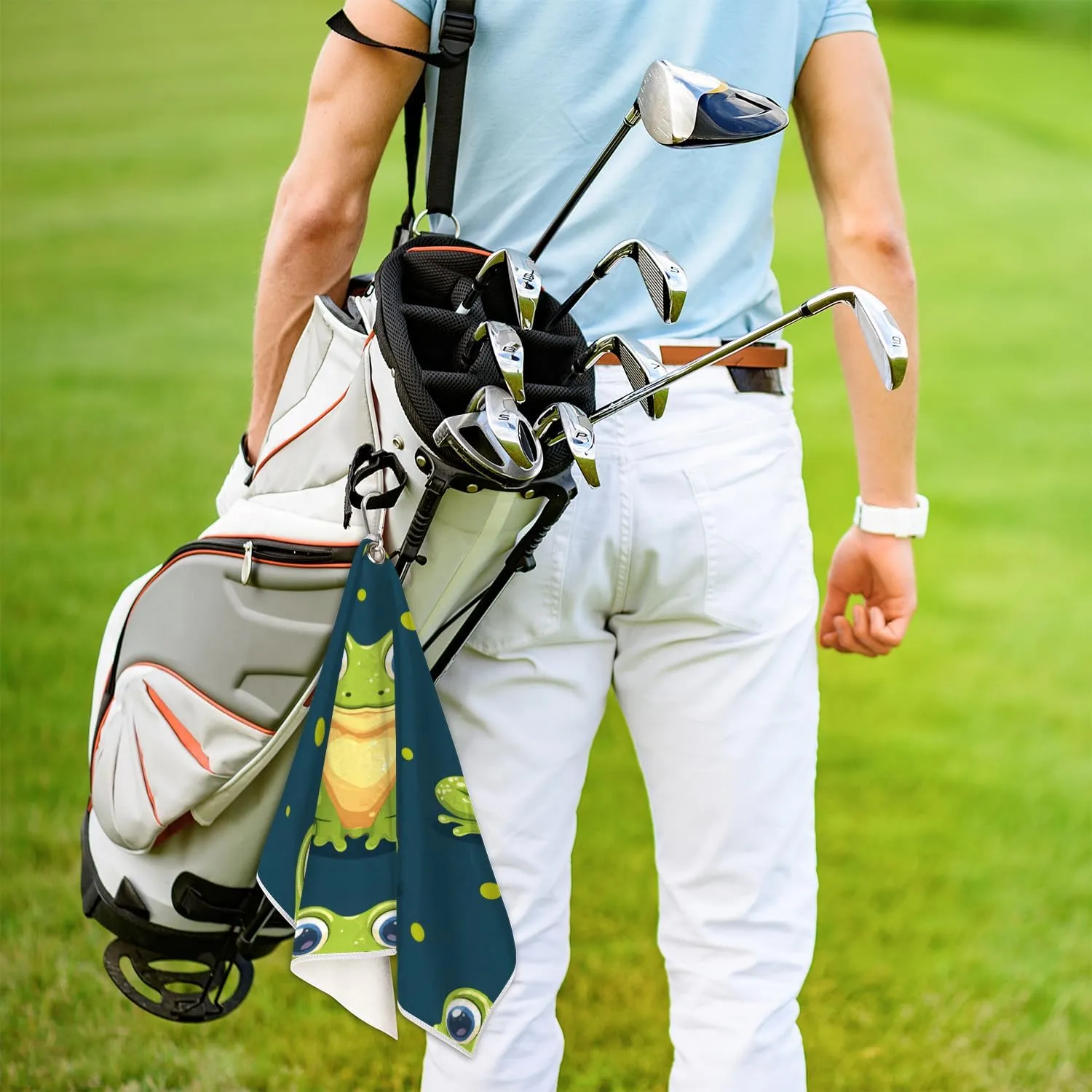 KOBLEN Microfiber Golf Towel with Heavy Duty Carabiner Clip, Frog Polka Dots 24x15 Inch Quick Dry Absorbent Towel for Golf Clubs Balls, Golf Bag Accessories for Men Women,1 Pack