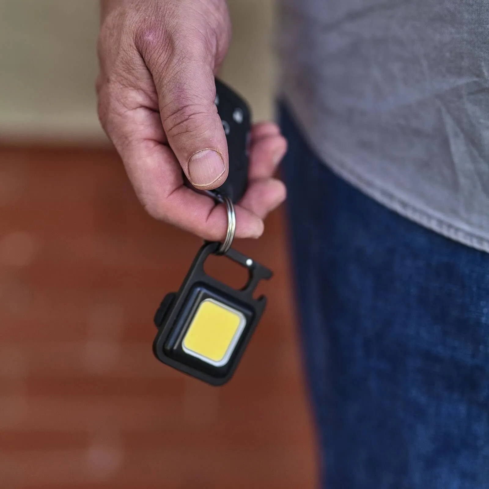 Kodiak® Kompanion 500 Lumen Rechargeable Aluminum Work Light