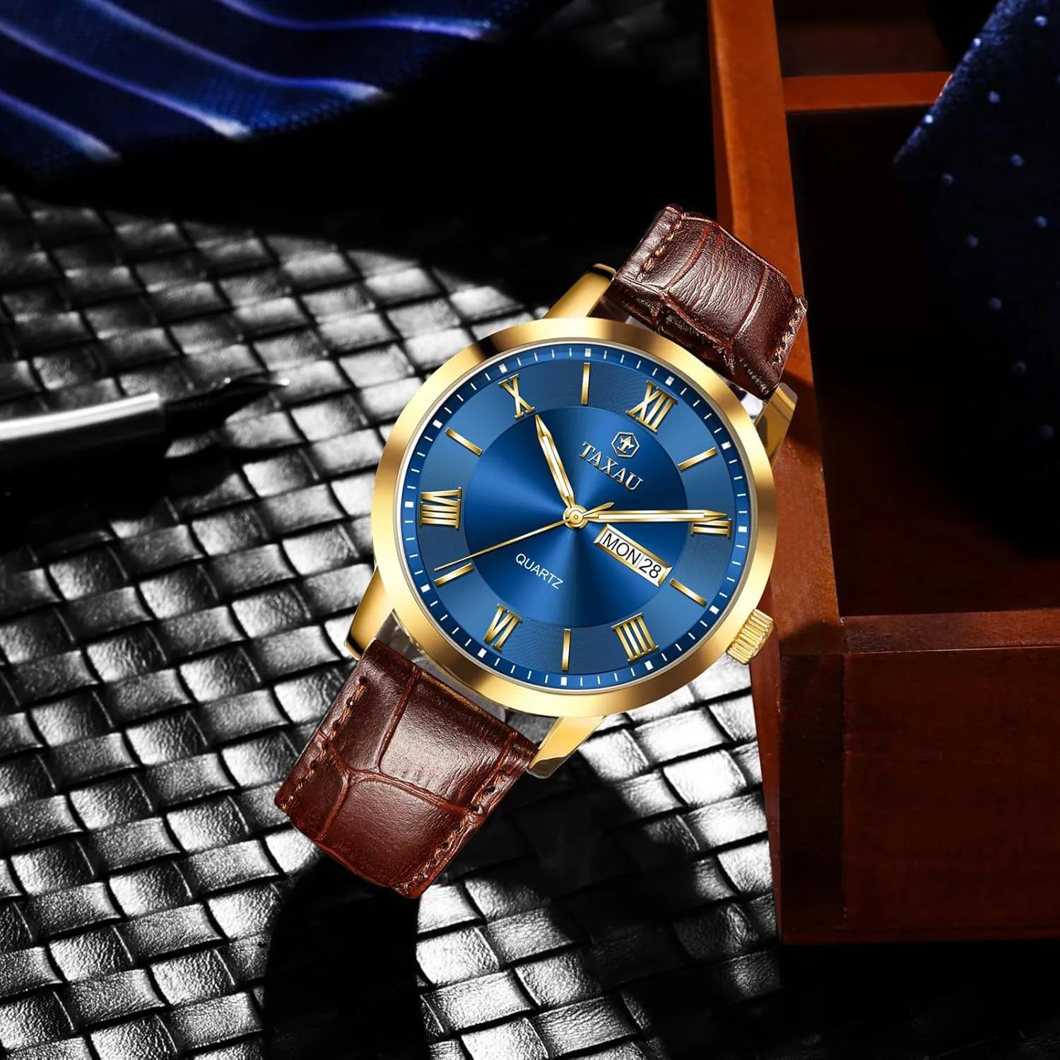 Leather Band Mens Watches with Day Date Quartz Analog Large Face Classic Watch Roman Numerals Dress Luminous Rlojes para Hombres