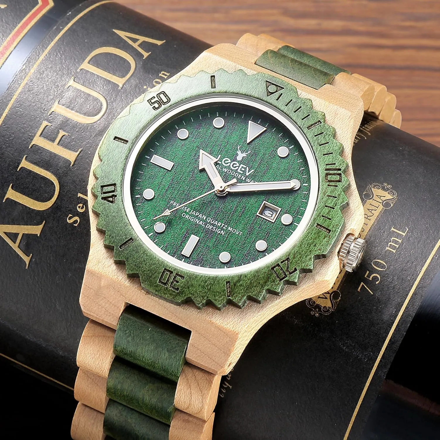 Mens Wooden Watch, Wood Wrist Watch Handcrafted Sandalwood Vintage Calendar Analog Quartz Wooden Watches Gifts for Men