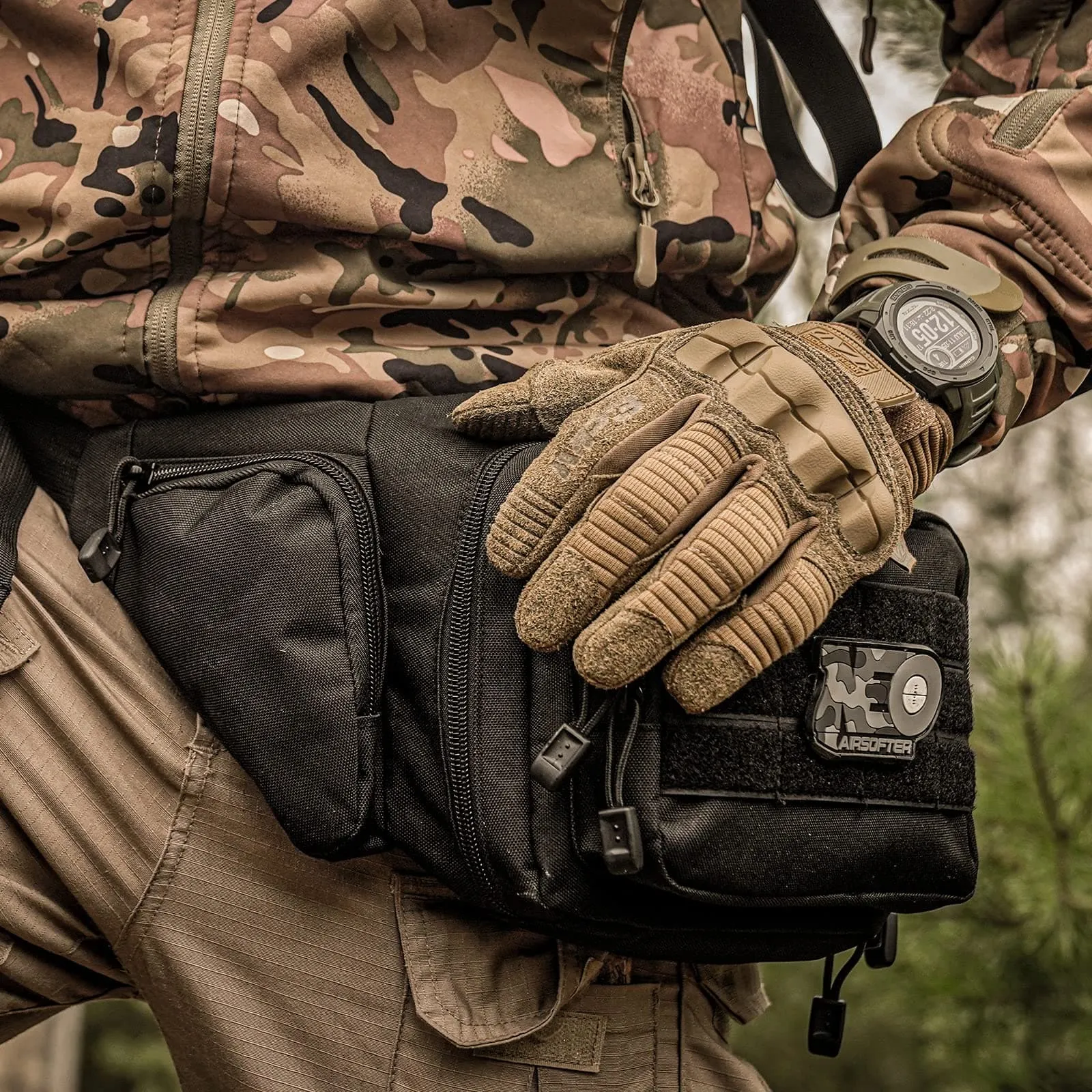 Portable Concealed Carry Waist Bag for Pistols, Tactical Military Design